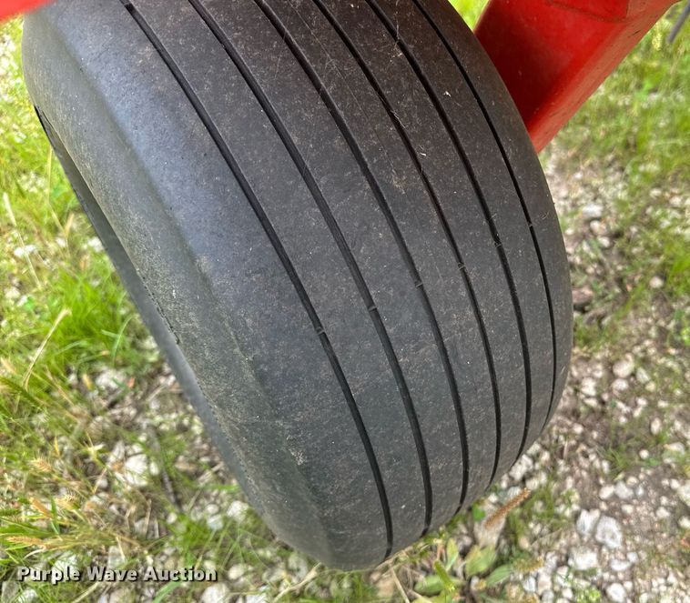 image for item DU7815 Kuhn GF 5202 THA hay tedder