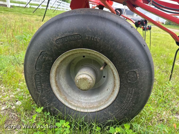 image for item DU7815 Kuhn GF 5202 THA hay tedder
