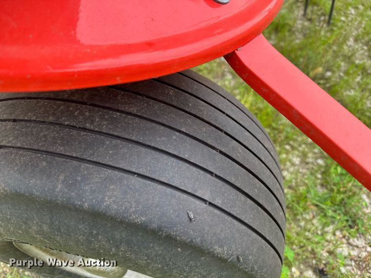 image for item DU7815 Kuhn GF 5202 THA hay tedder