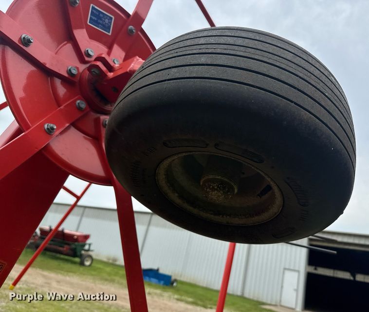 image for item DU7815 Kuhn GF 5202 THA hay tedder