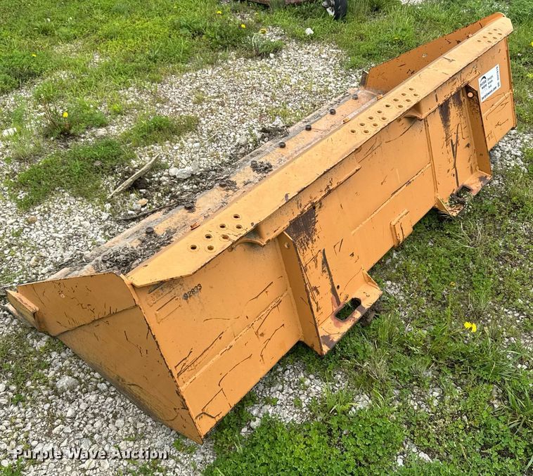 image for item DU7819 Case skid steer bucket