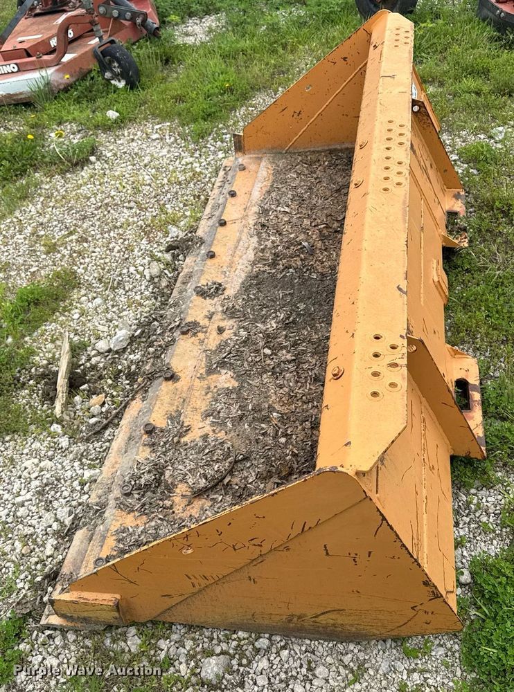 image for item DU7819 Case skid steer bucket