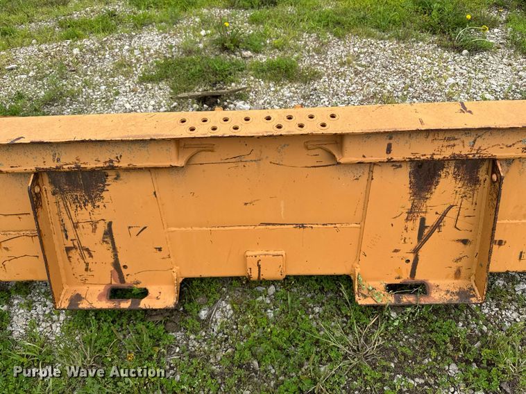 image for item DU7819 Case skid steer bucket