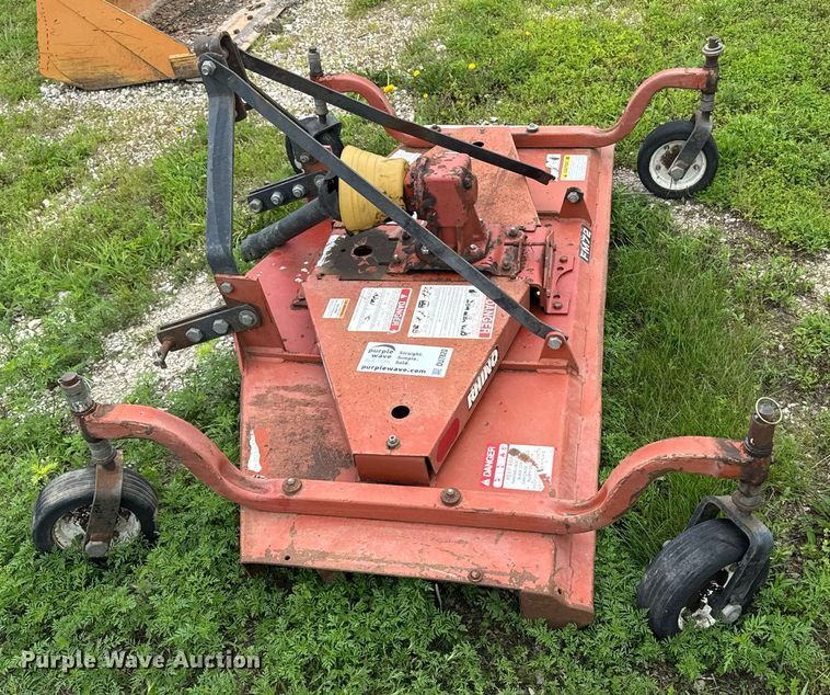 image for item DU7820 Rhino FM72 finish mower