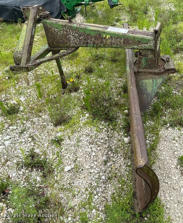 image for item DU7821 John Deere E0115 3 point blade