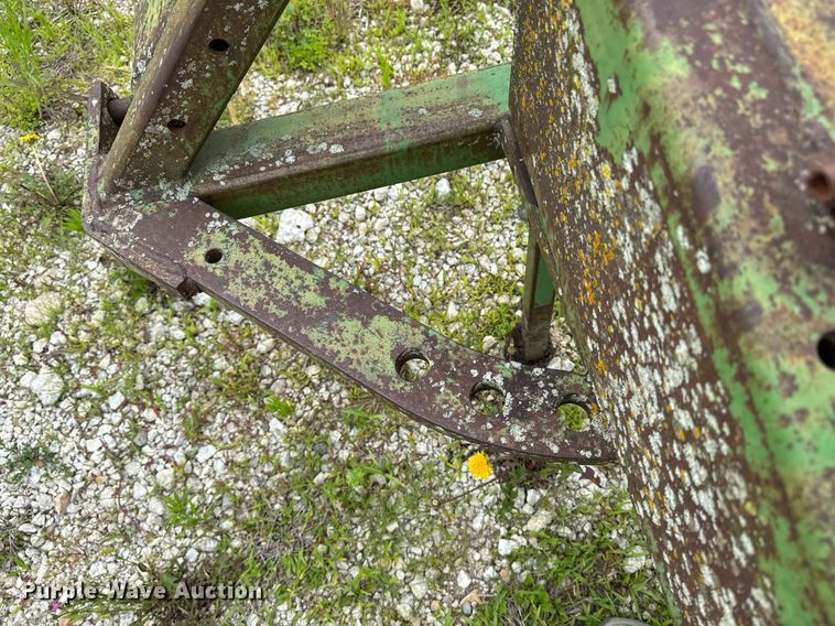 image for item DU7821 John Deere E0115 3 point blade