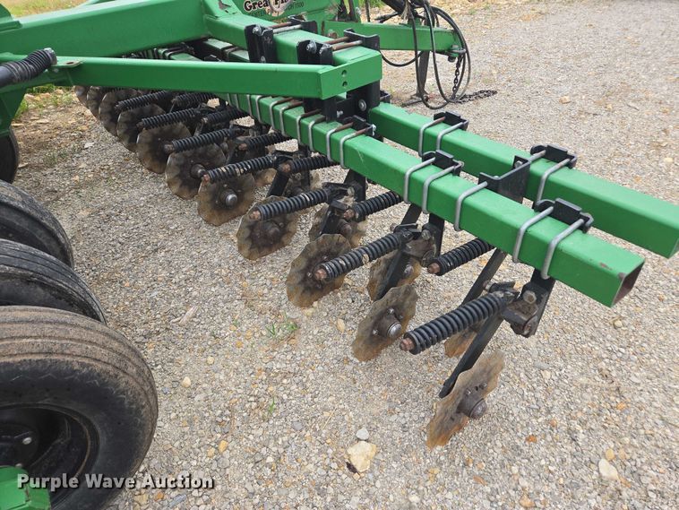 image for item DU7826 Great Plains CPH-1595 34 grain drill