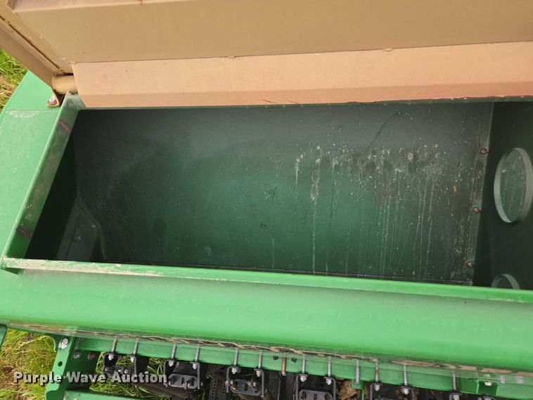 image for item DU7826 Great Plains CPH-1595 34 grain drill