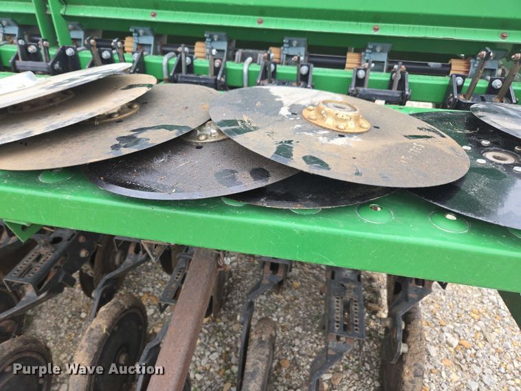 image for item DU7826 Great Plains CPH-1595 34 grain drill