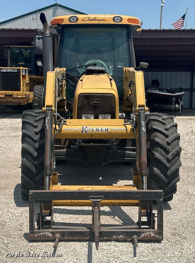 image for item DU9794 2004 Challenger MT525B MFWD tractor