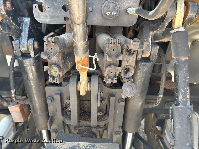 image for item DU9794 2004 Challenger MT525B MFWD tractor