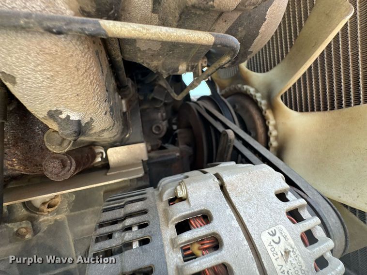 image for item DU9794 2004 Challenger MT525B MFWD tractor