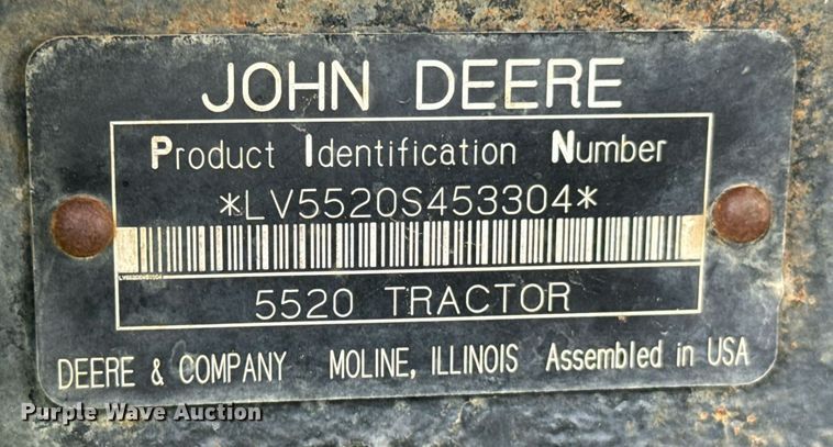 image for item DU9804 2004 John Deere 5520 MFWD tractor