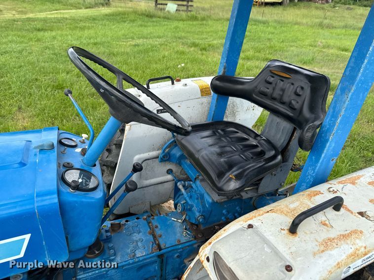 image for item DU9807 Ford 1910 tractor