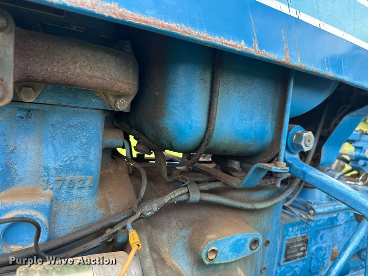 image for item DU9807 Ford 1910 tractor