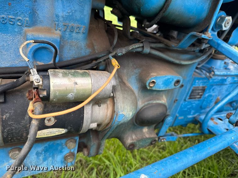 image for item DU9807 Ford 1910 tractor