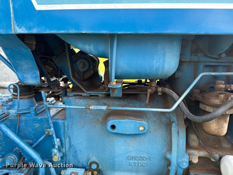 image for item DU9807 Ford 1910 tractor