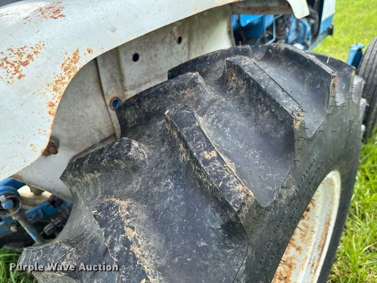 image for item DU9807 Ford 1910 tractor