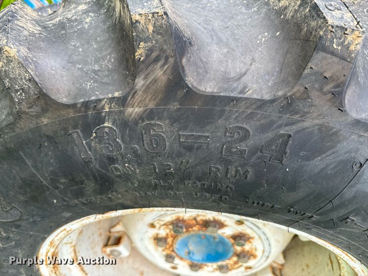 image for item DU9807 Ford 1910 tractor