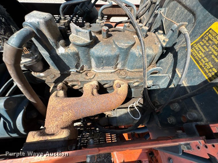 image for item DU9859 Kubota B7200 MFWD tractor