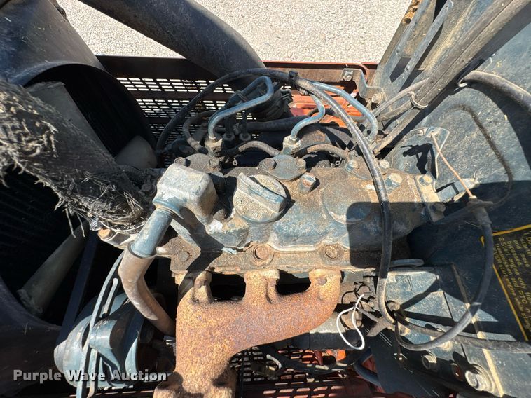 image for item DU9859 Kubota B7200 MFWD tractor