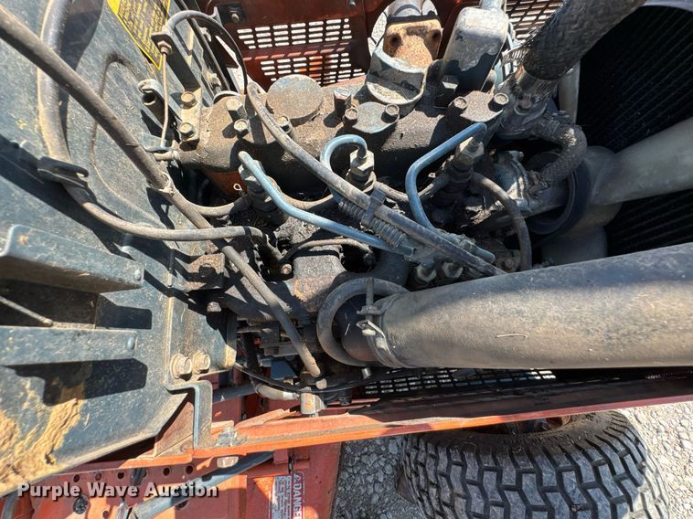 image for item DU9859 Kubota B7200 MFWD tractor