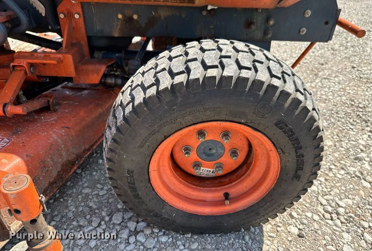 image for item DU9859 Kubota B7200 MFWD tractor