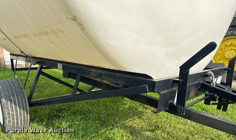 image for item DV4168 Adams Water trailer