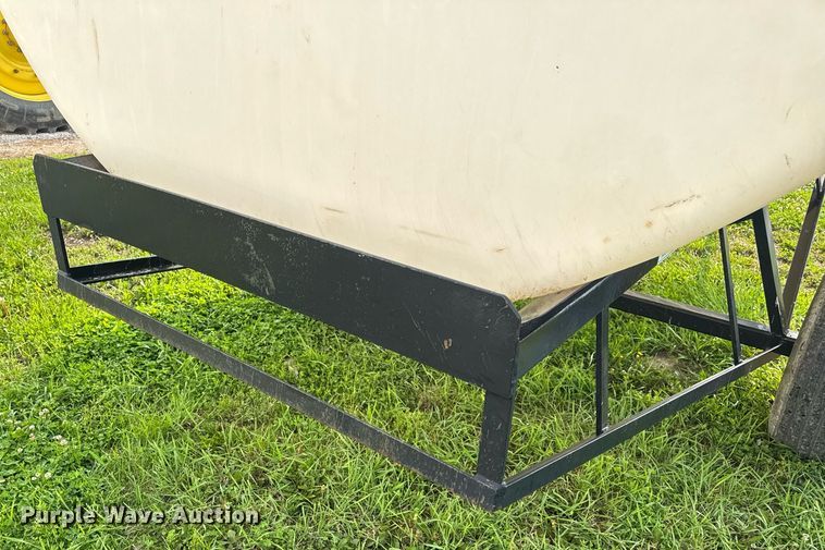 image for item DV4168 Adams Water trailer