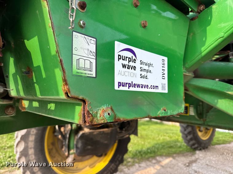 image for item DV4169 2015 John Deere R4045 spreader