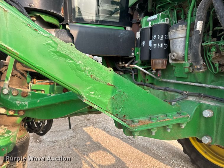 image for item DV4169 2015 John Deere R4045 spreader