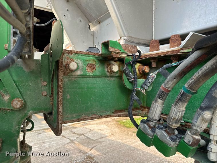 image for item DV4169 2015 John Deere R4045 spreader