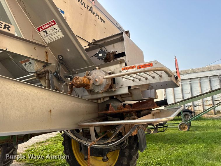 image for item DV4169 2015 John Deere R4045 spreader