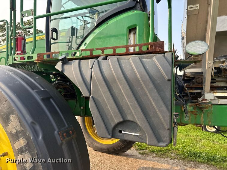 image for item DV4169 2015 John Deere R4045 spreader