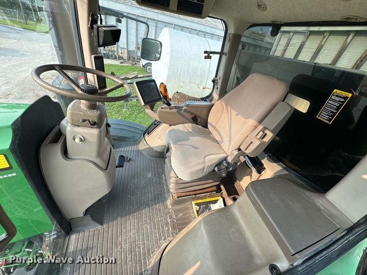 image for item DV4169 2015 John Deere R4045 spreader