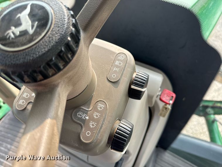 image for item DV4169 2015 John Deere R4045 spreader