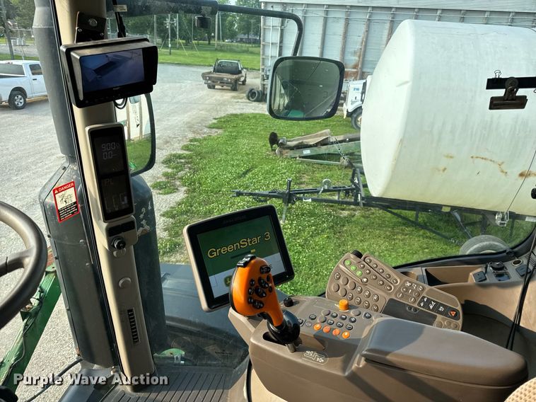 image for item DV4169 2015 John Deere R4045 spreader