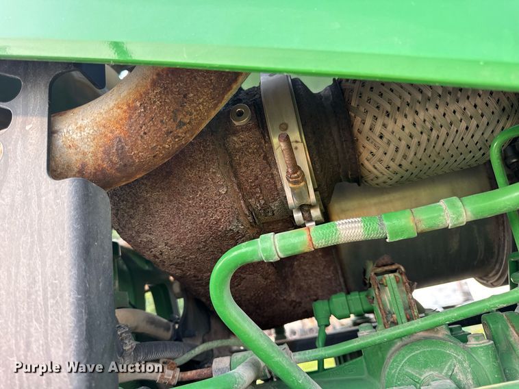 image for item DV4169 2015 John Deere R4045 spreader