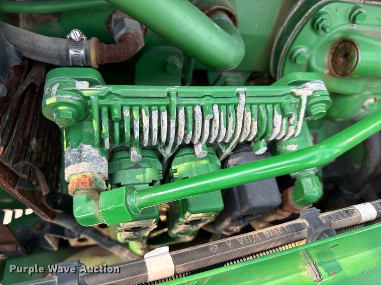 image for item DV4169 2015 John Deere R4045 spreader