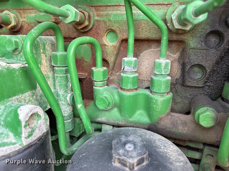 image for item DV4169 2015 John Deere R4045 spreader