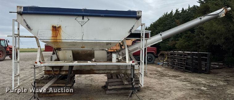 image for item DY0076 Seed tender