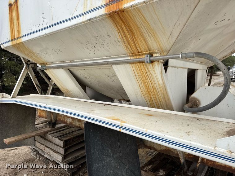 image for item DY0076 Seed tender