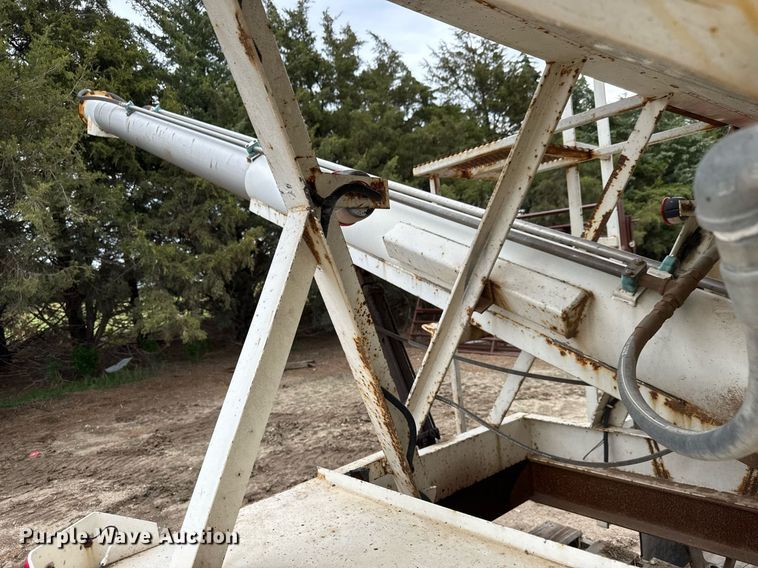 image for item DY0076 Seed tender