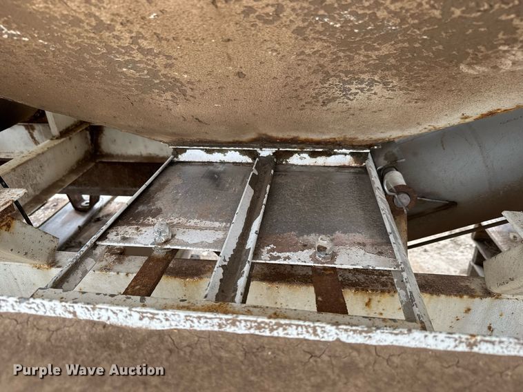 image for item DY0076 Seed tender