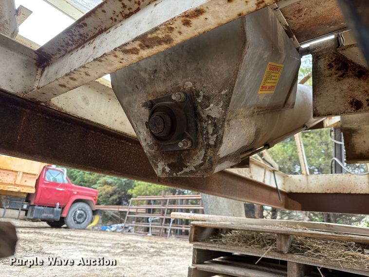 image for item DY0076 Seed tender