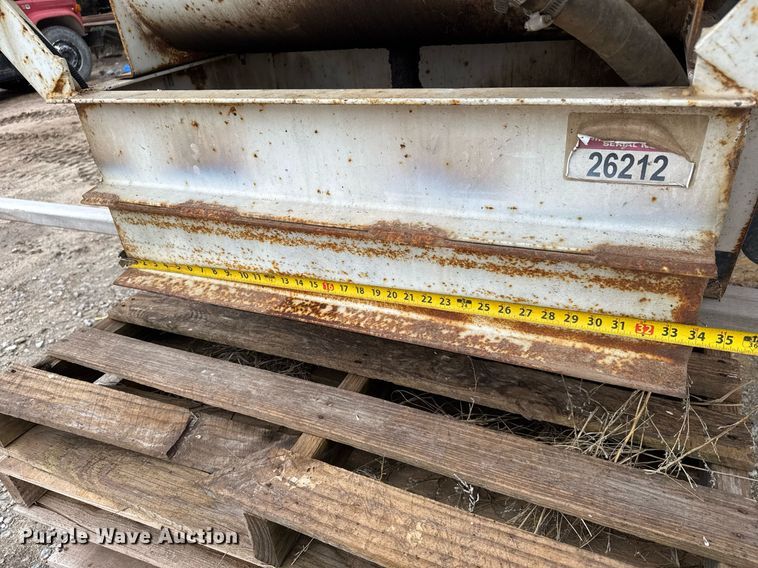 image for item DY0076 Seed tender