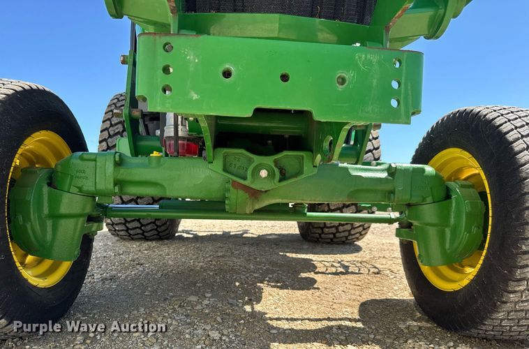 image for item DY0140 2018 John Deere 4044R MFWD tractor