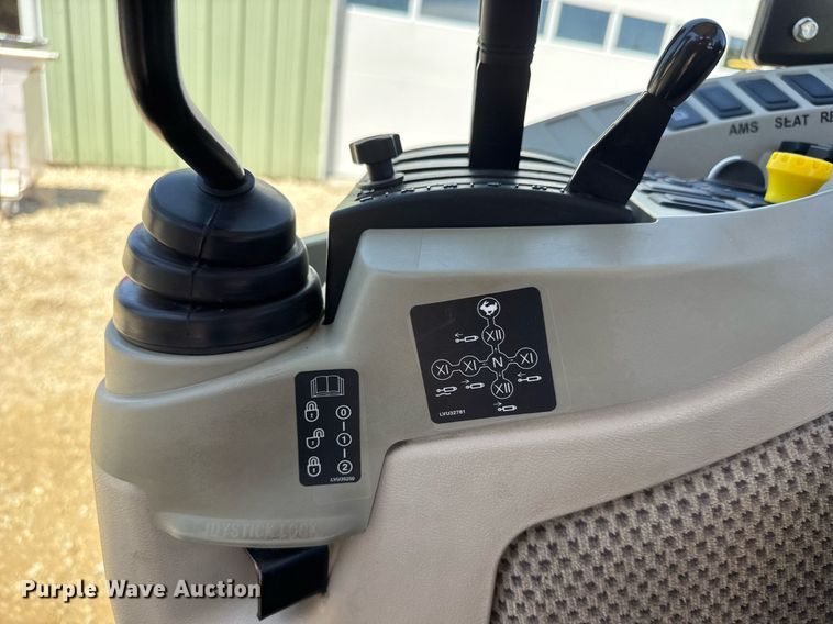 image for item DY0140 2018 John Deere 4044R MFWD tractor