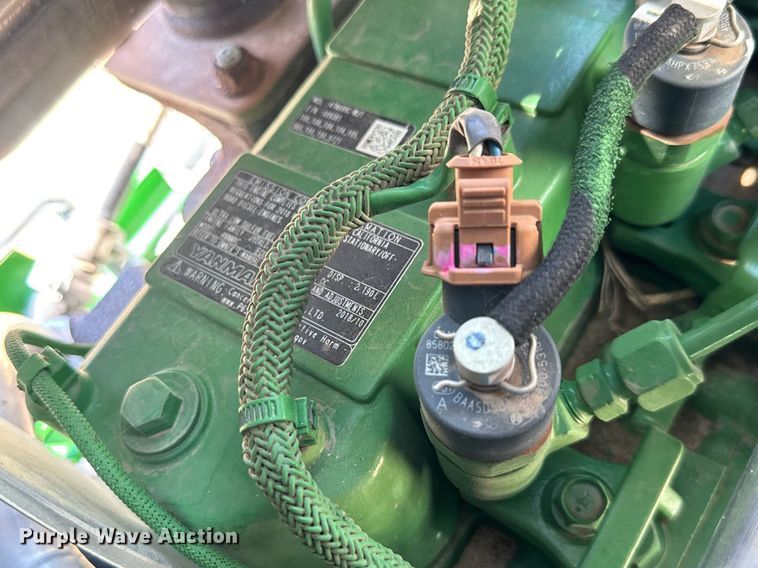 image for item DY0140 2018 John Deere 4044R MFWD tractor