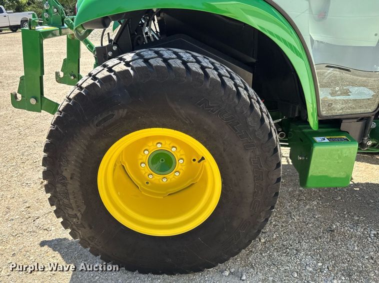 image for item DY0140 2018 John Deere 4044R MFWD tractor